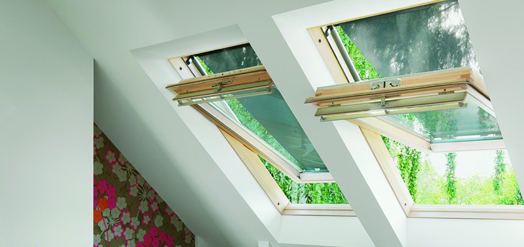 ПОКРИВНИ ПРОЗОРЦИ VELUX GLL 1061 С ГОРНО УПРАВЛЕНИЕ - СТАНДАРТ ПЛЮС