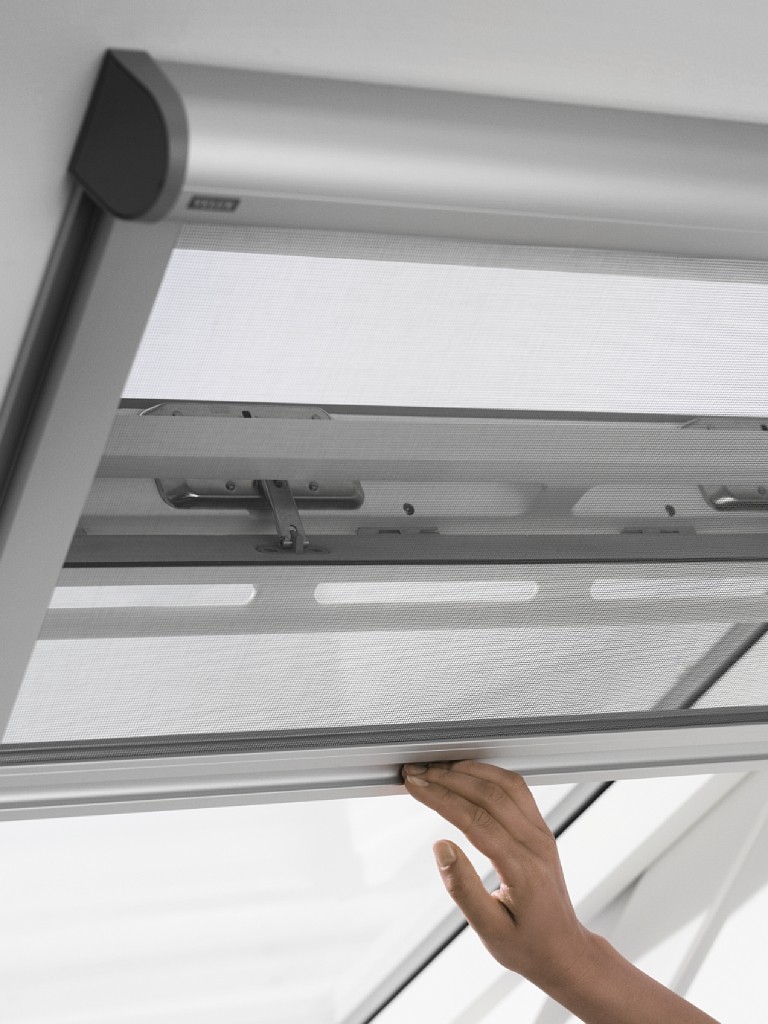 РОЛЕТЕН КОМАРНИК VELUX