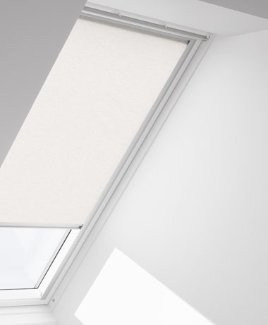 Пропускащи РОЛЕТНИ ЩОРИ VELUX RFL, RHL