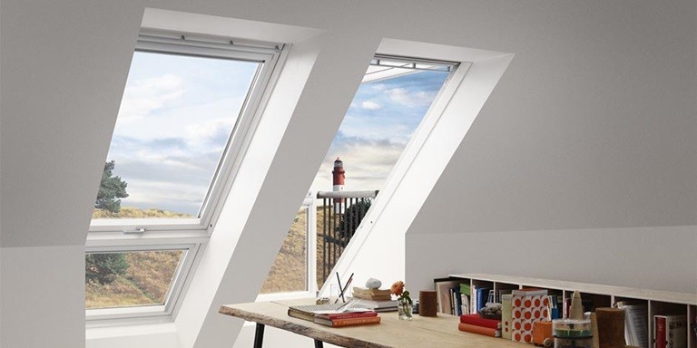 ПОКРИВНИ ПРОЗОРЦИ VELUX GPL  3070 и GPU 0070 С ДОЛНО УПРАВЛЕНИЕ ПРЕМИУМ