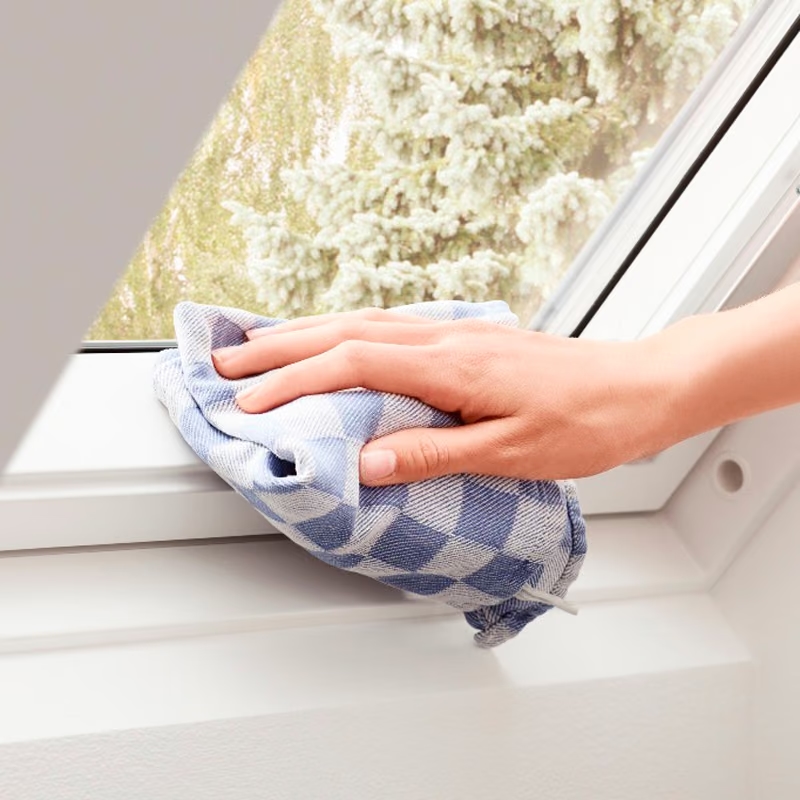 Покривен прозорец VELUX Стандарт Плюс GLU 0061B CK04 55x98см - долно управление
