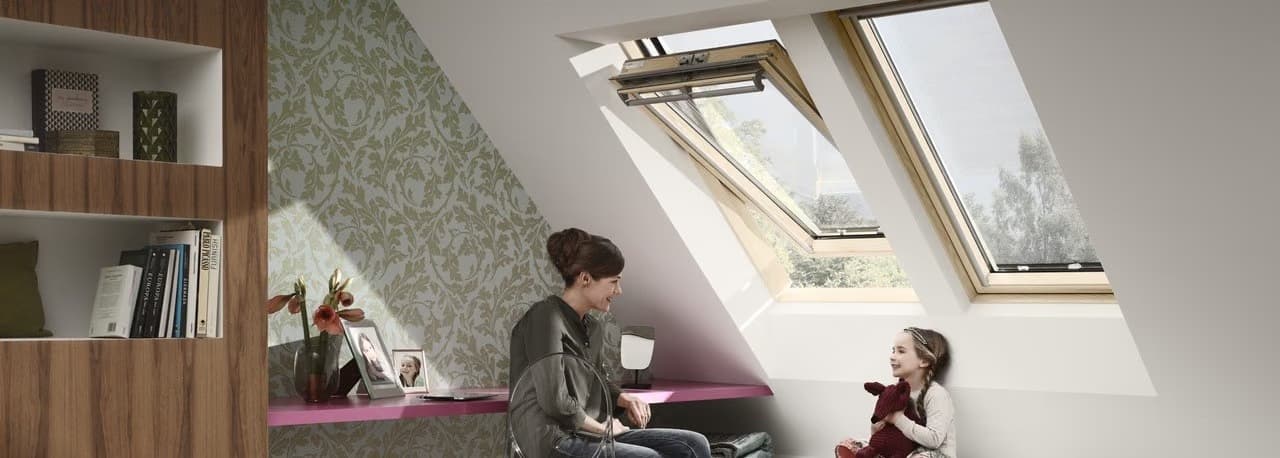 ПОКРИВНИ ПРОЗОРЦИ VELUX GGL 3066 и GGU 0066 С ГОРНО УПРАВЛЕНИЕ - ПРЕМИУМ