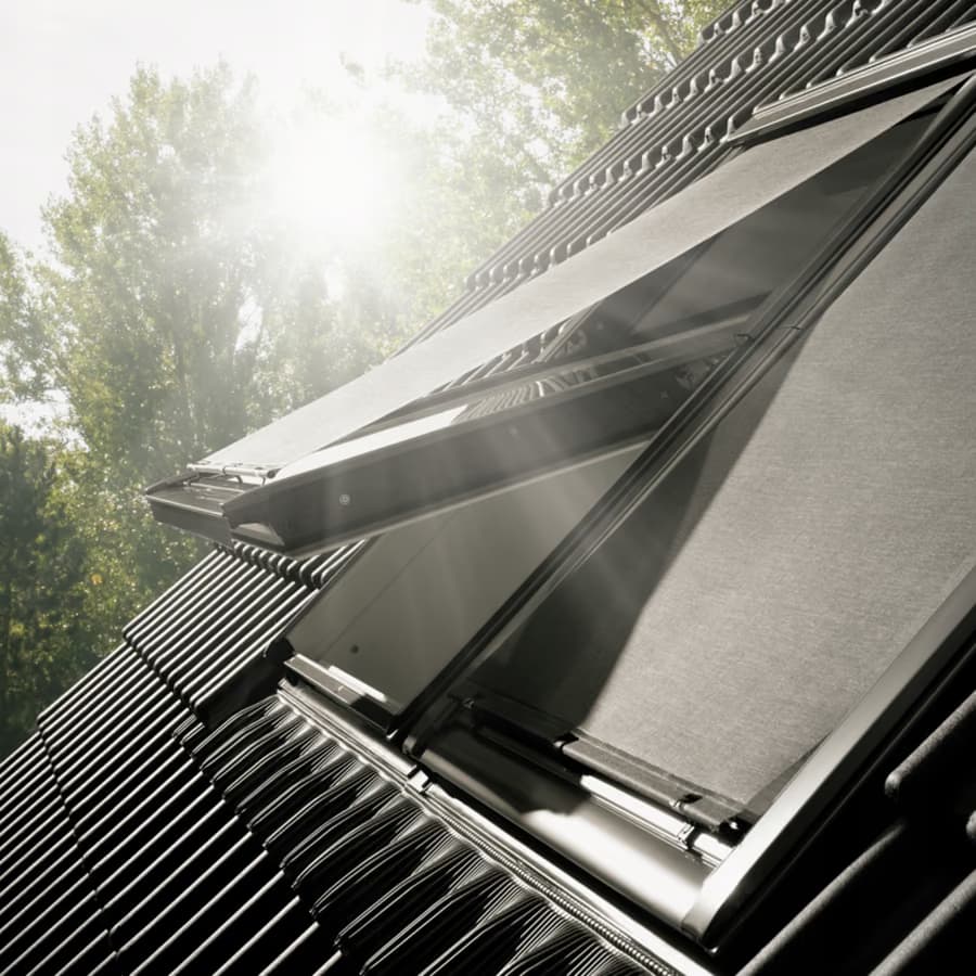 Външен сенник VELUX MHL ръчен за покривни прозорци CK02/CK04/CK06
