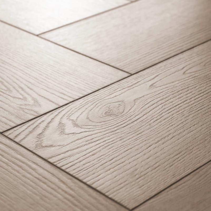 Ламиниран паркет Herringbone 0272 8mm AC5/33