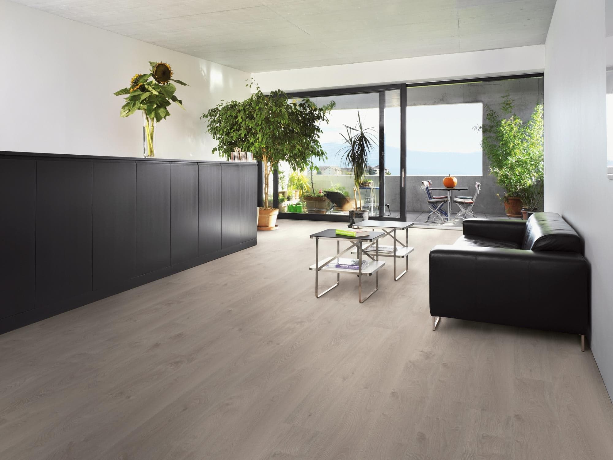 Ламиниран паркет SWISSKRONO SOLID CHROME D4202 12mm AC5/33