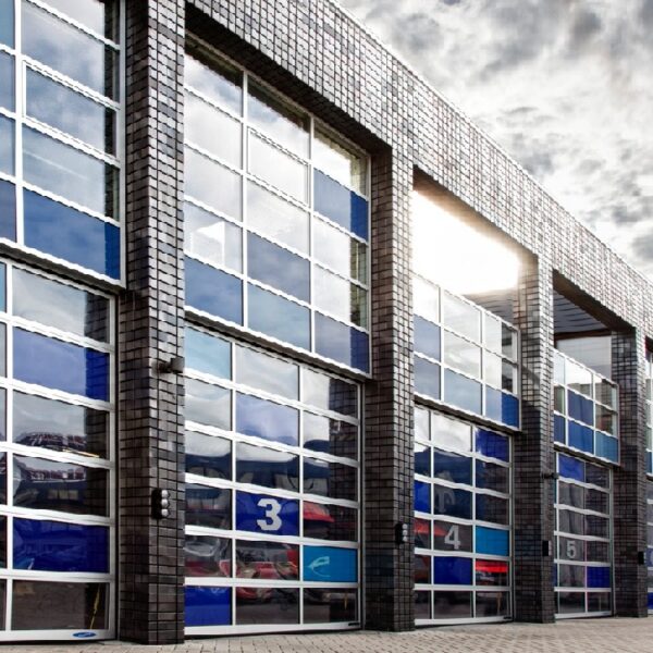 Индустриални врати секционни NovoLux  – Novoferm